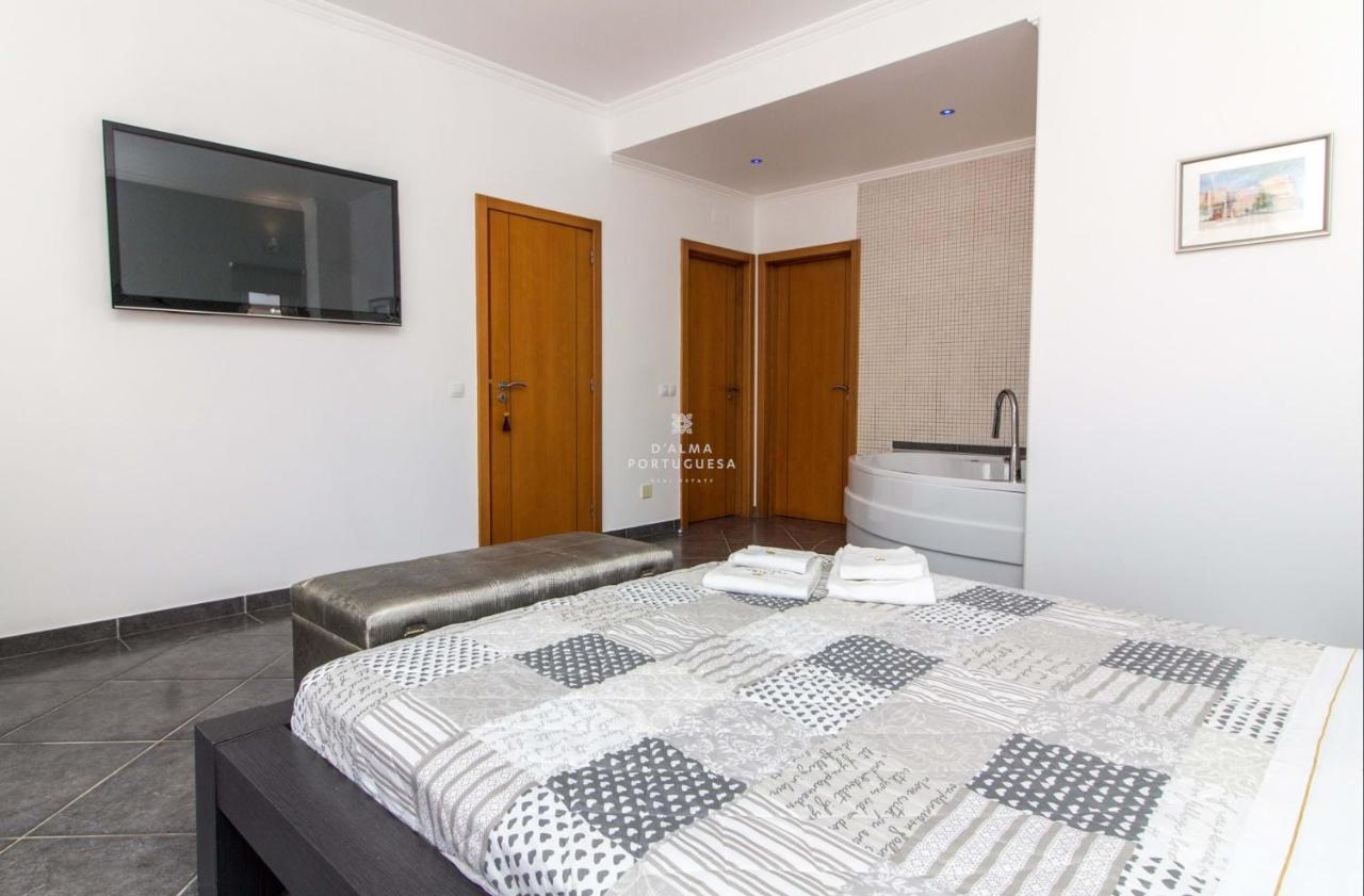Villa Coelho - By Dalma Portuguesa อัลบูเฟรา ภายนอก รูปภาพ